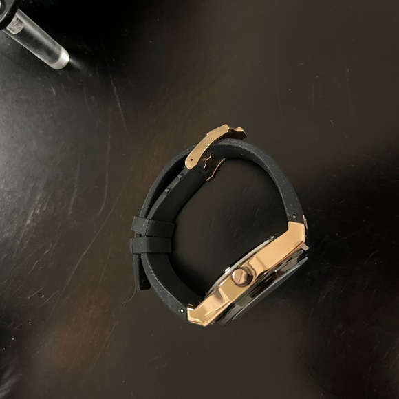 Never used just left it in my closet and I’m open to any offers - Picture 5 of 9